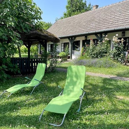 Lelle Vineyard Cottages Balatonlelle Εξωτερικό φωτογραφία